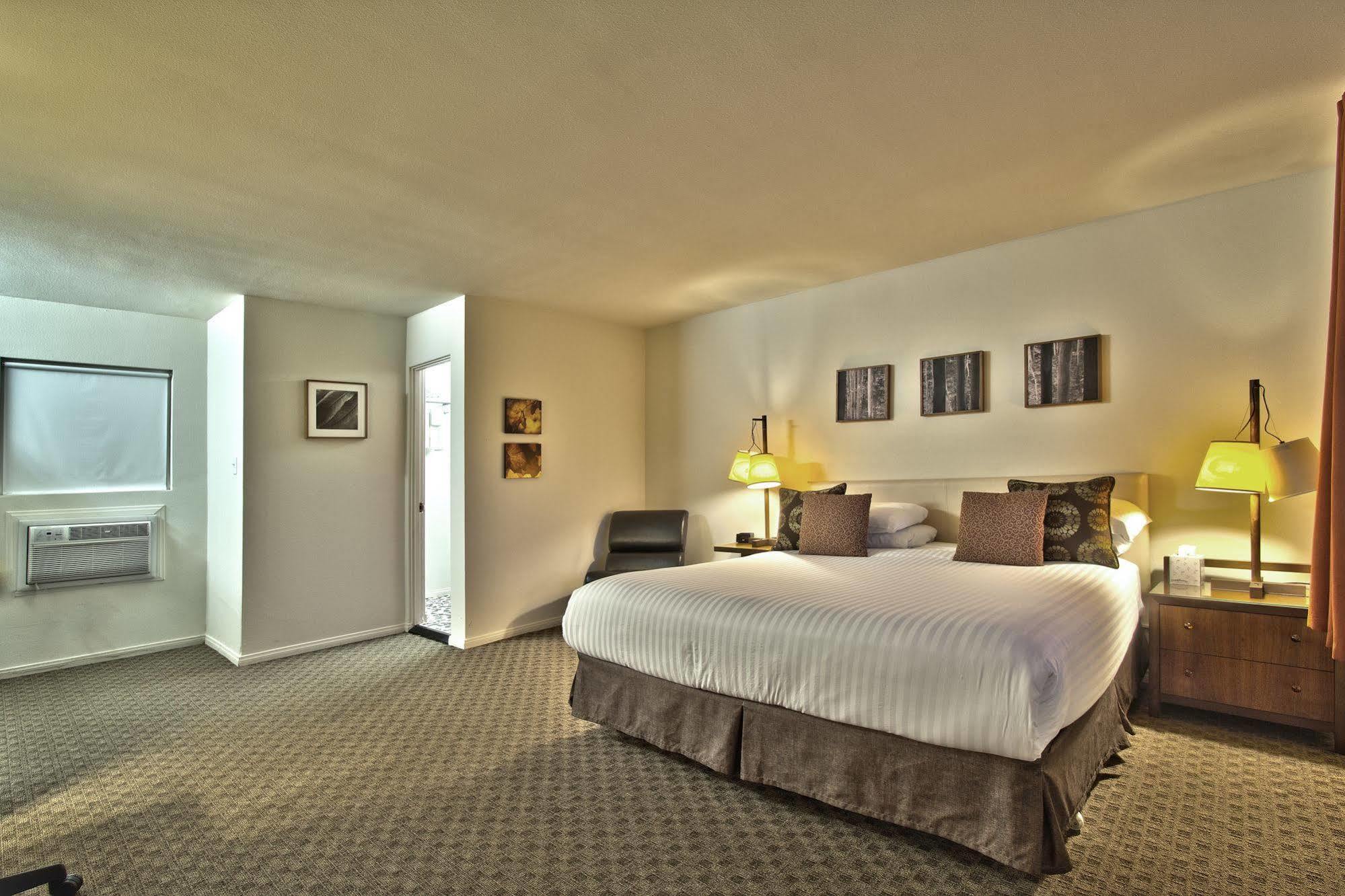 Hotel The Skylark, A Palm Springs
