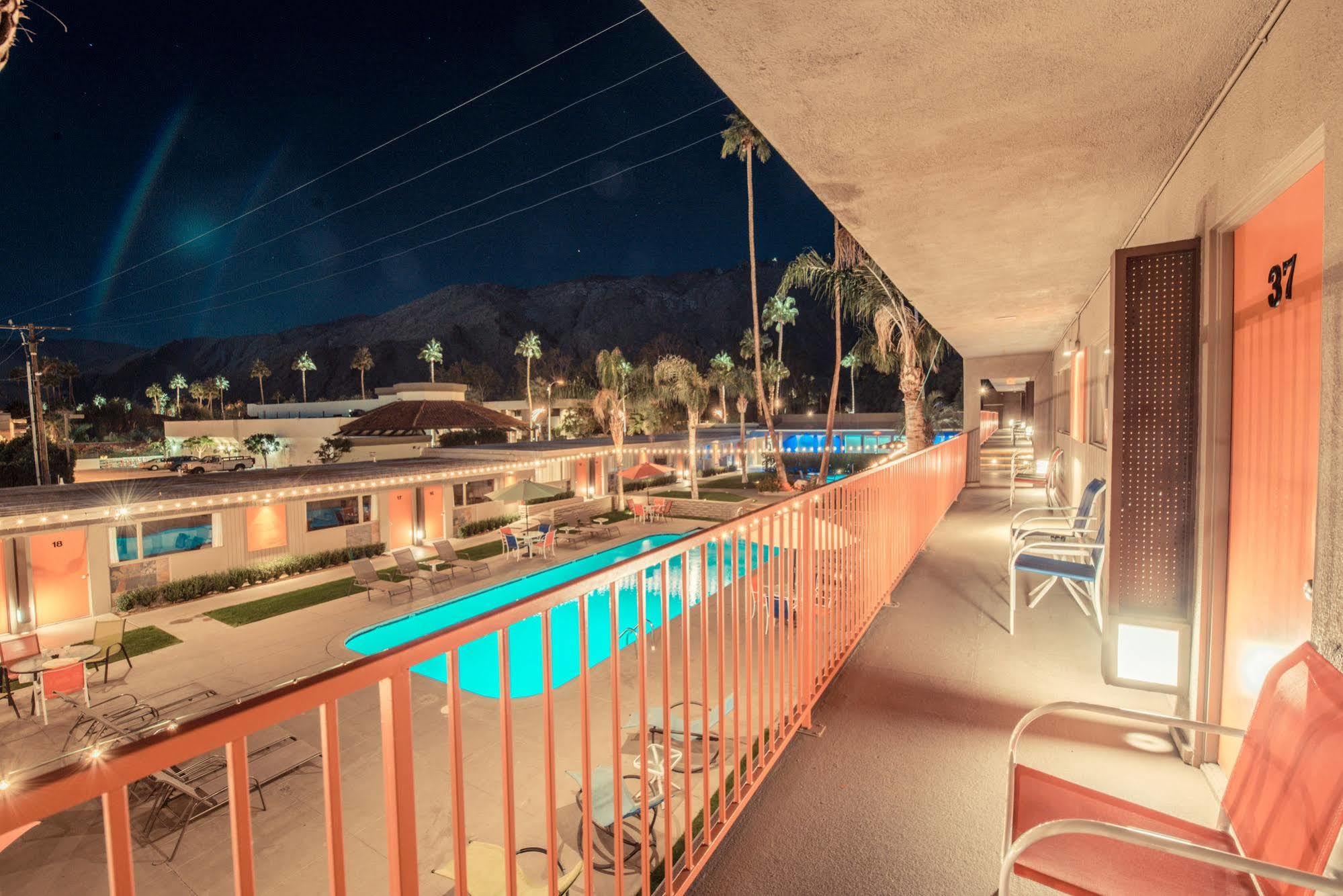 The Skylark, A Hotel